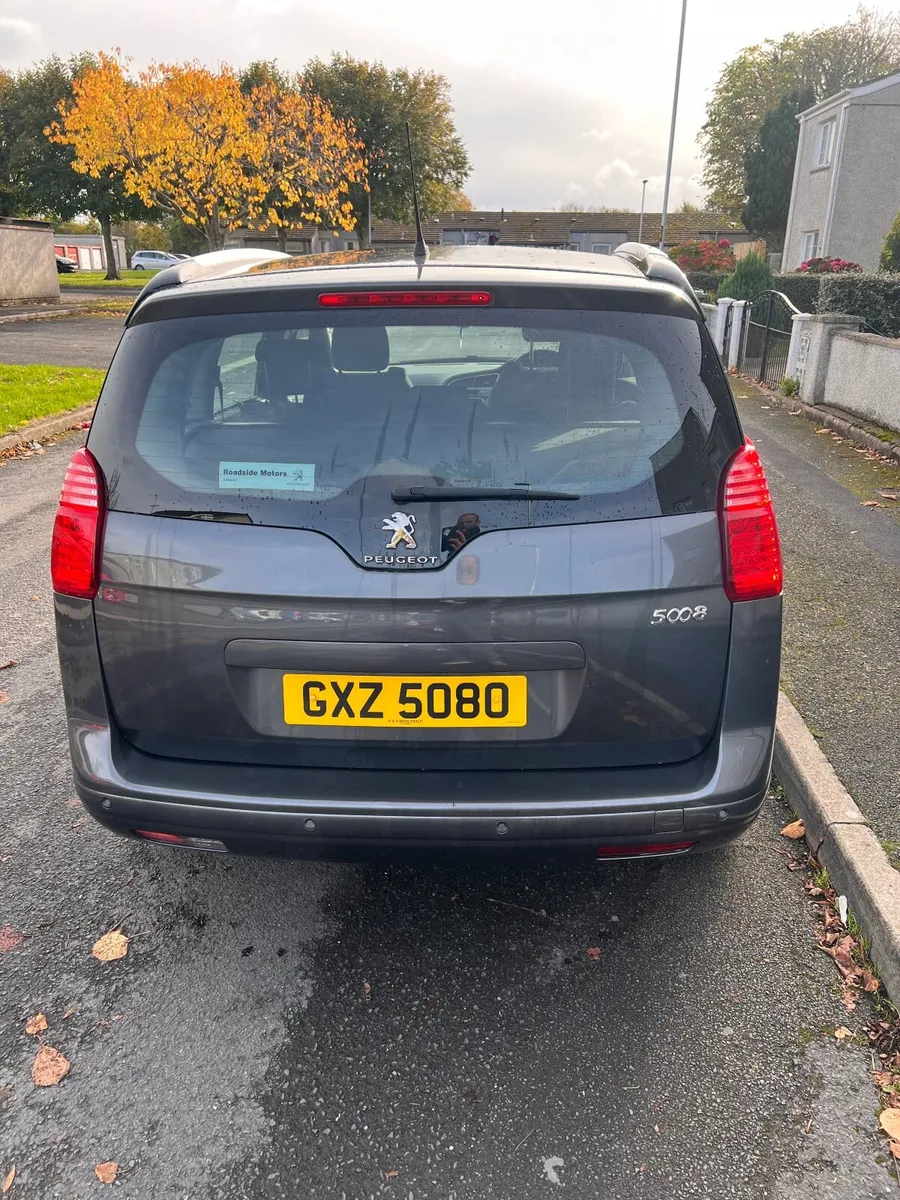 Peugeot 5008 2014 1.6 Diesel seven seater - Image 4