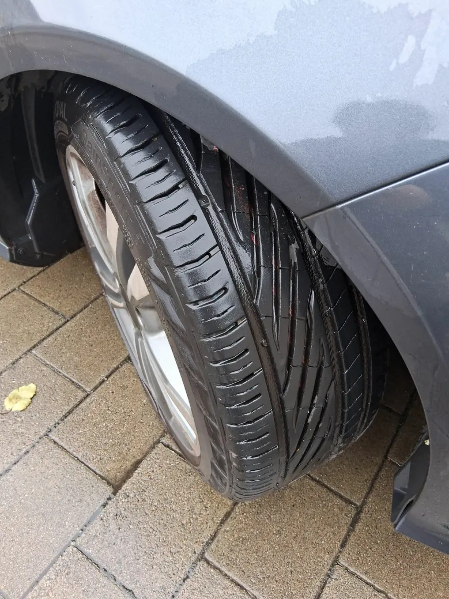 Mercedes-Benz E-Class 2014 - Image 2