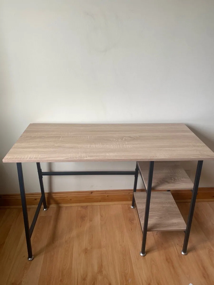 Desk with Shelves - Image 1