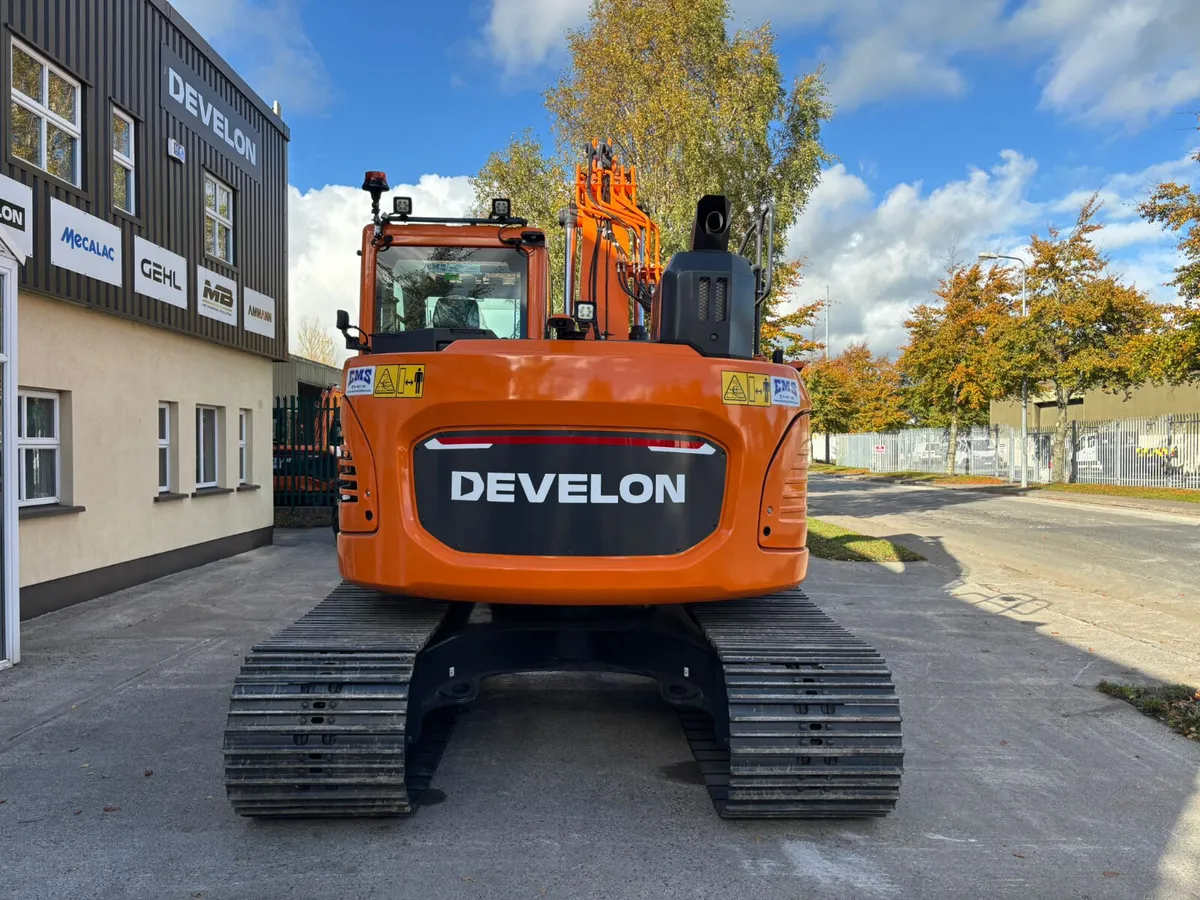 New Develon (Doosan) DX140 LCR-7 - Image 3