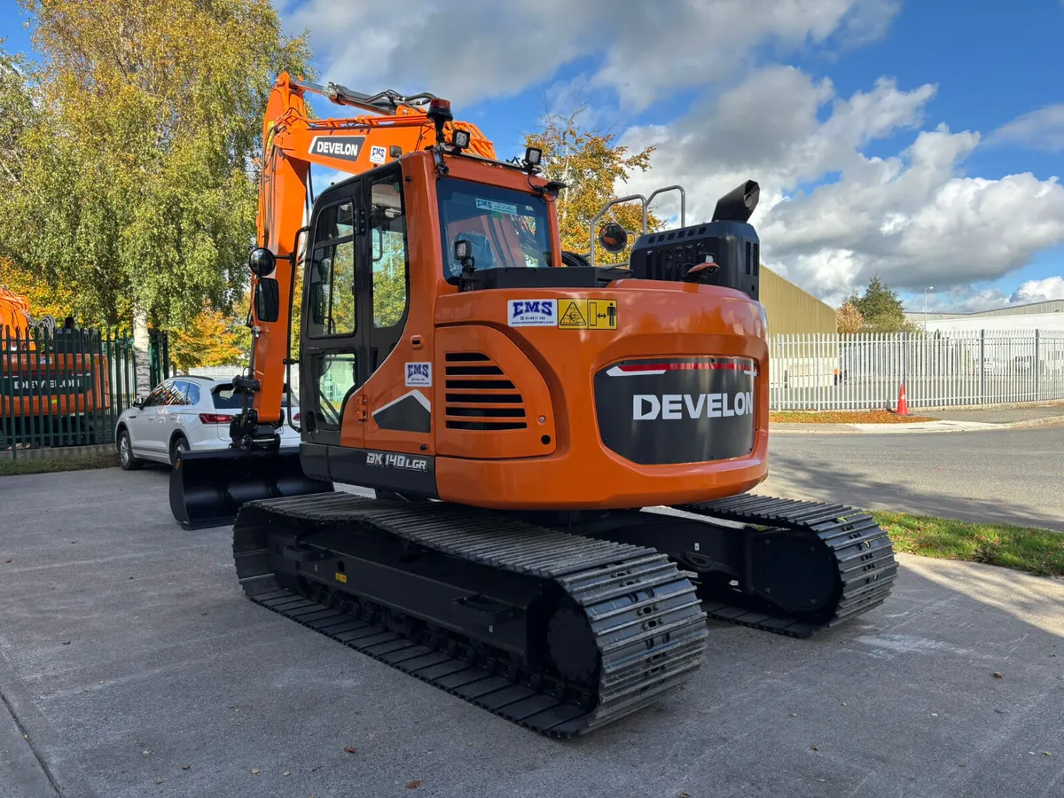 New Develon (Doosan) DX140 LCR-7 - Image 4