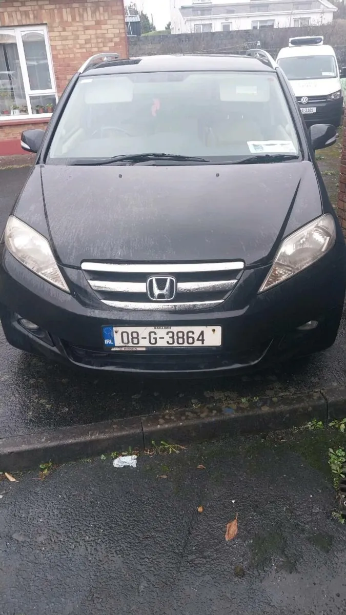 08 honda frv - Image 1