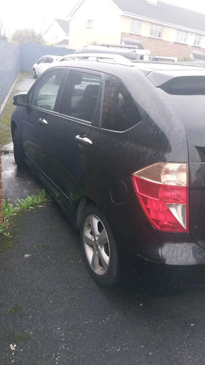 08 honda frv - Image 2