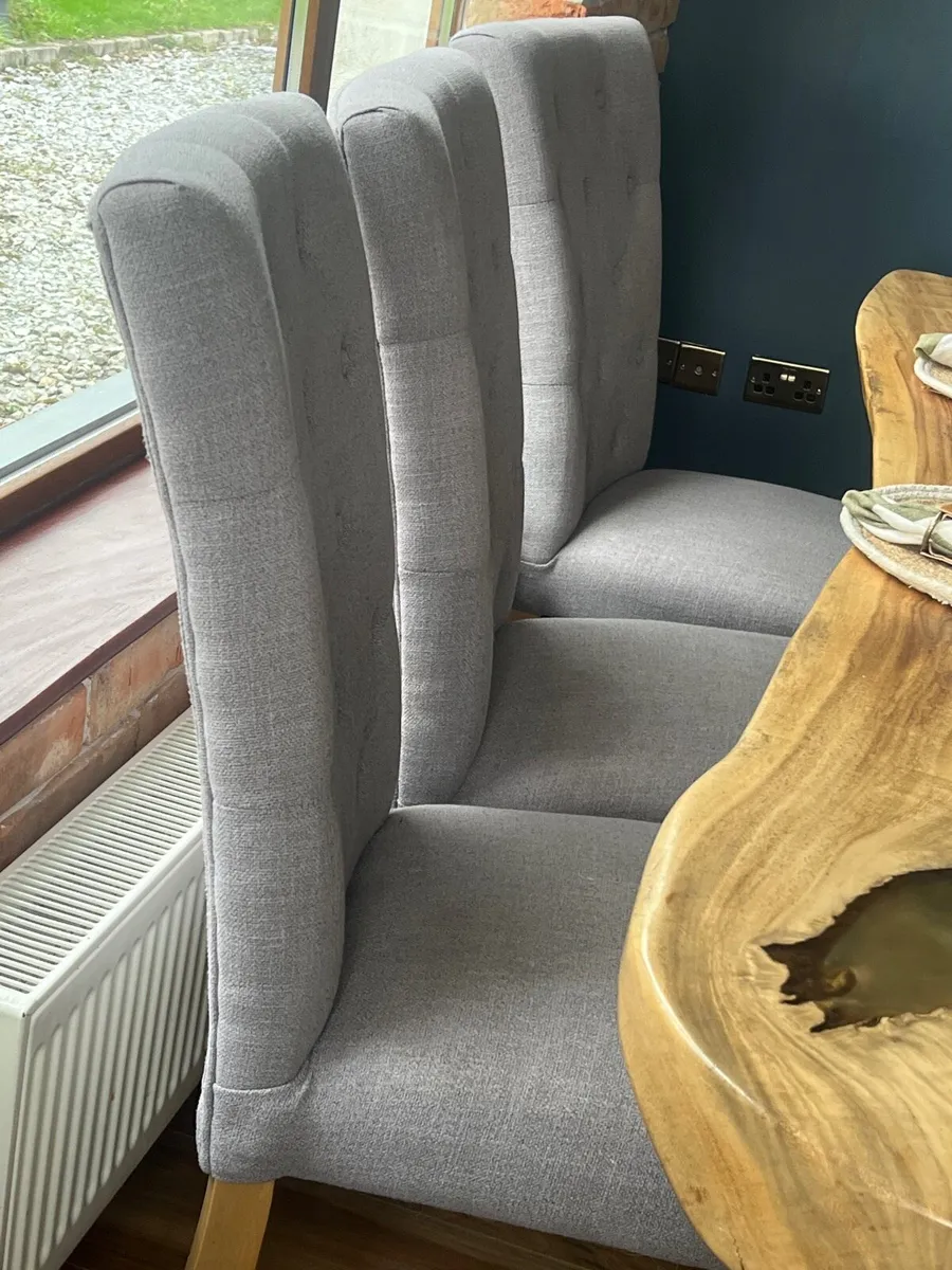 Chairs D.F.S - Image 4