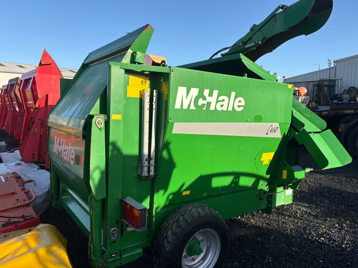 McHale Silage Feeder & Straw Blower - Image 1