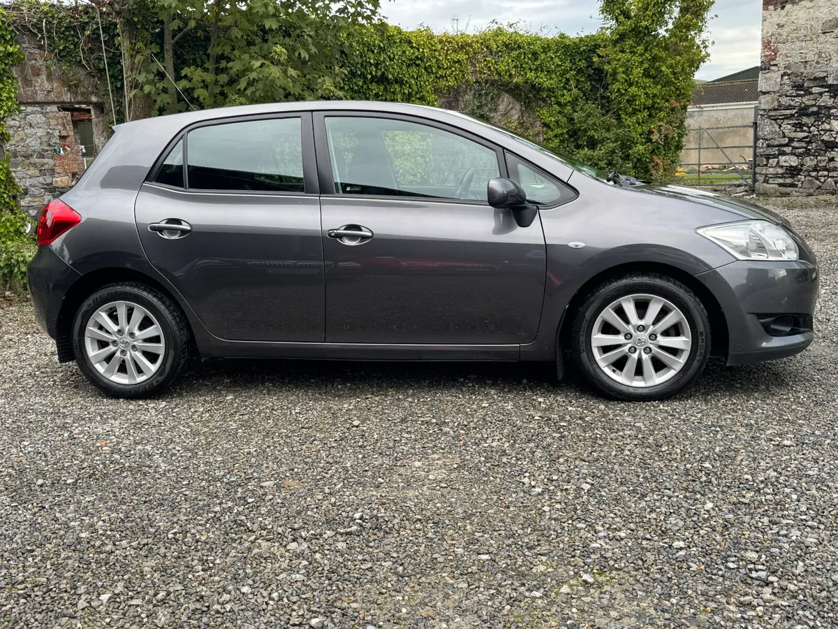2009 Toyota Auris 1.4 NCT 2026 - Image 2