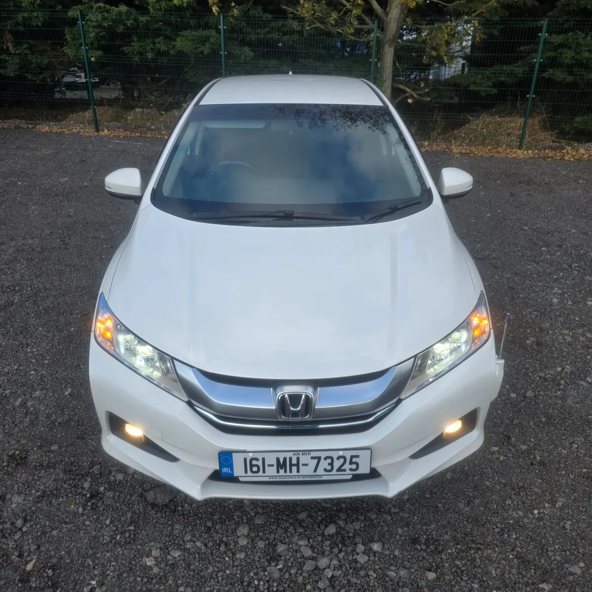 Honda Grace 2016 Atomatic Low Miles - Image 2