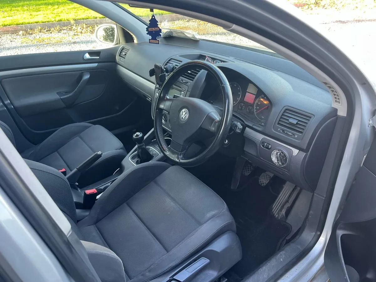 Volkswagen Golf - Image 3