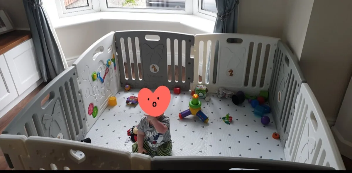 Venture Baby Playpen - Image 1