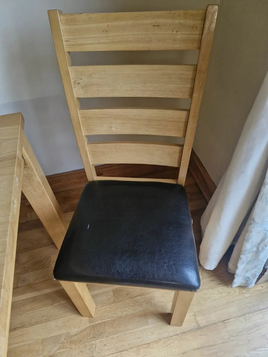 Kitchen table - Image 2