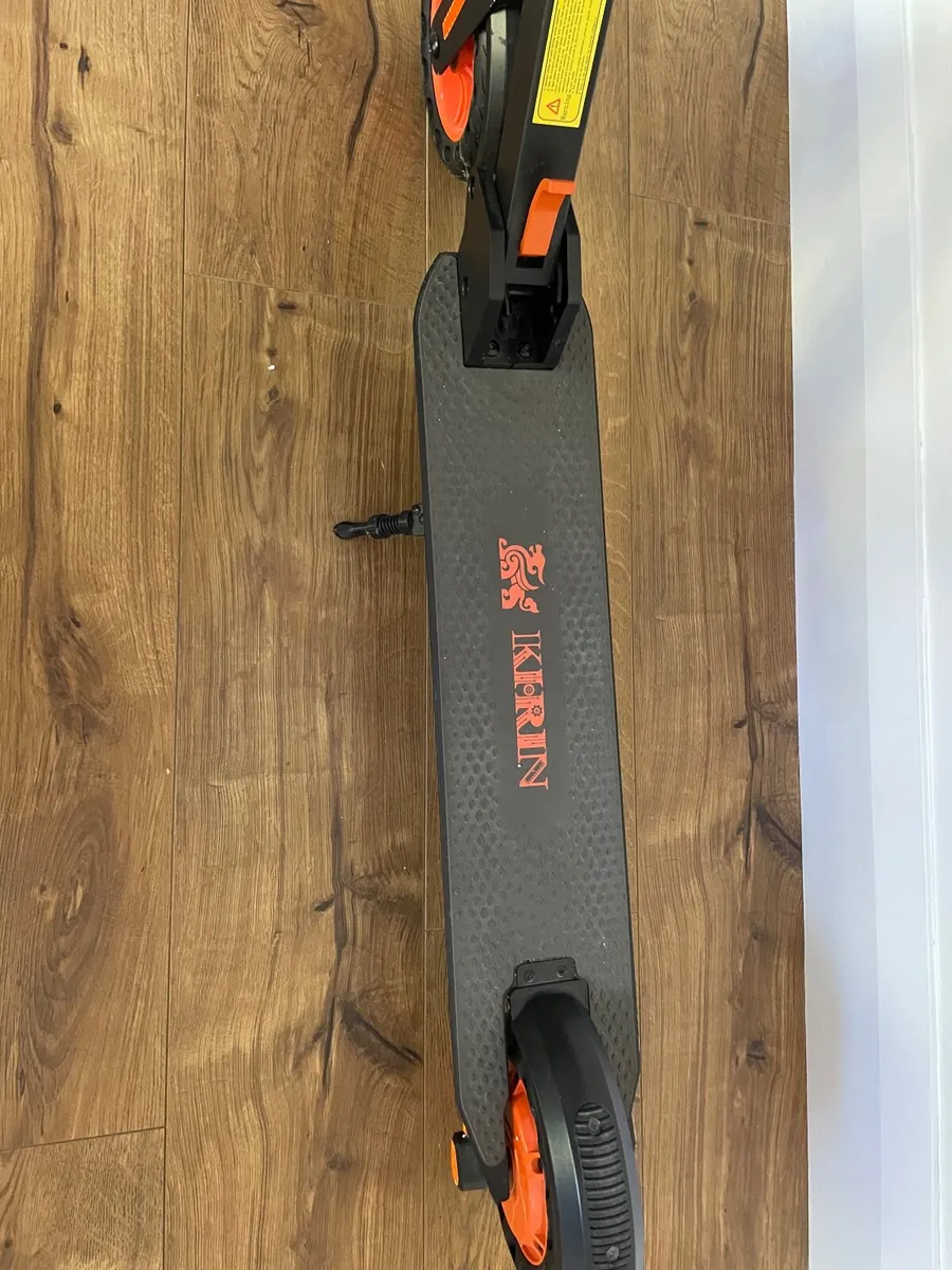 Electric scooter - Image 4