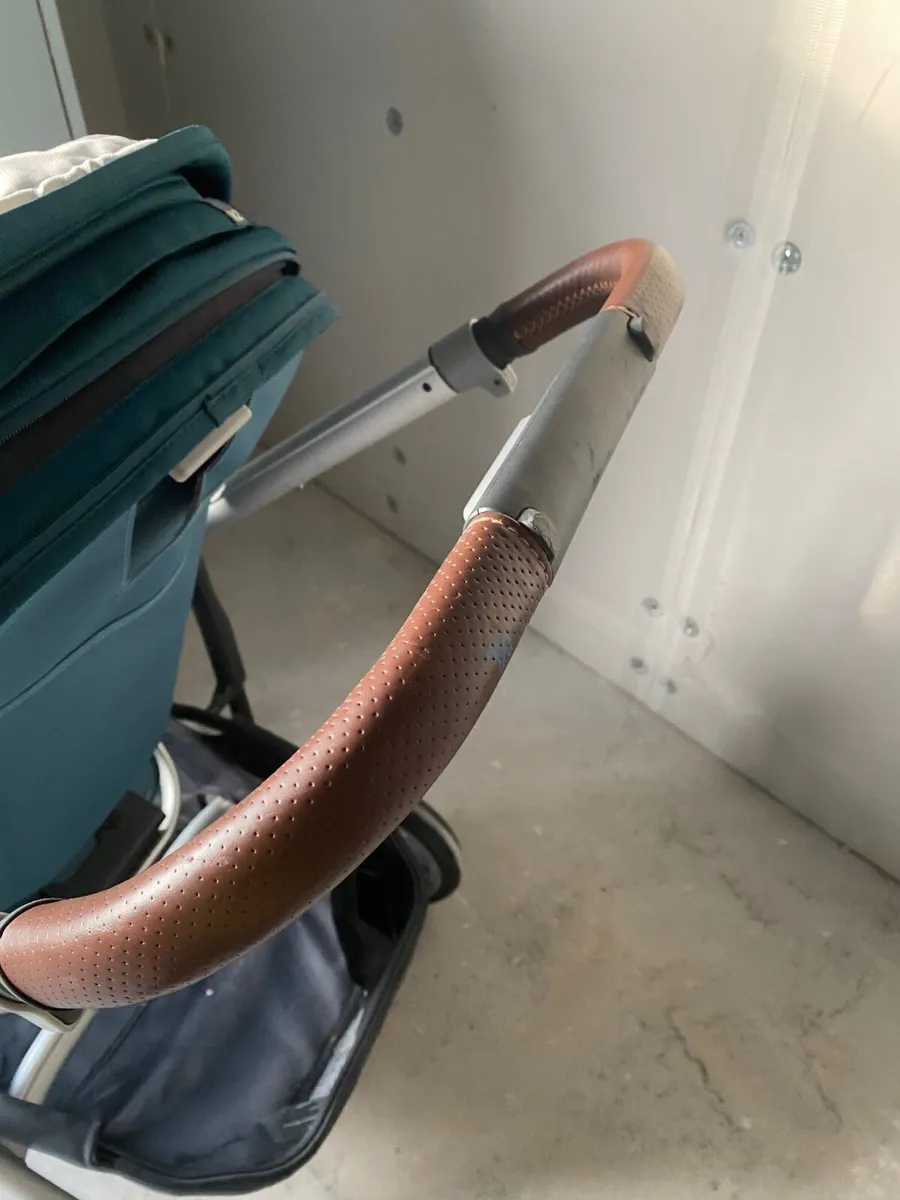 Uppababy Cruz - Image 1