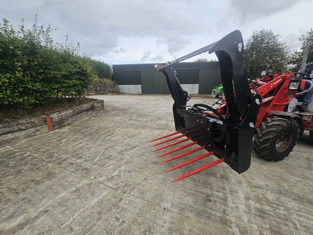 Rhino 1.7 metre bale splitter - Image 4