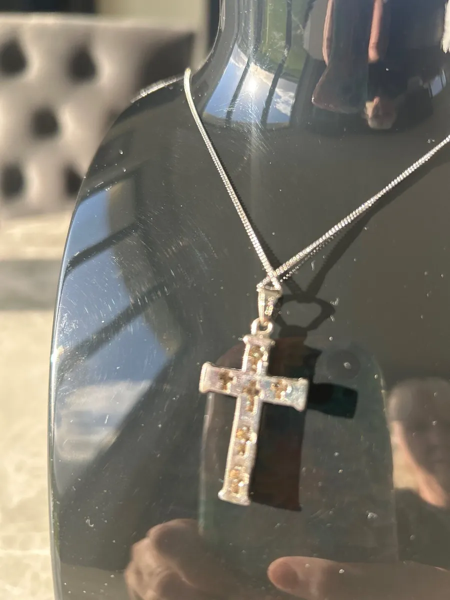 White gold diamond chunky necklace - Image 3