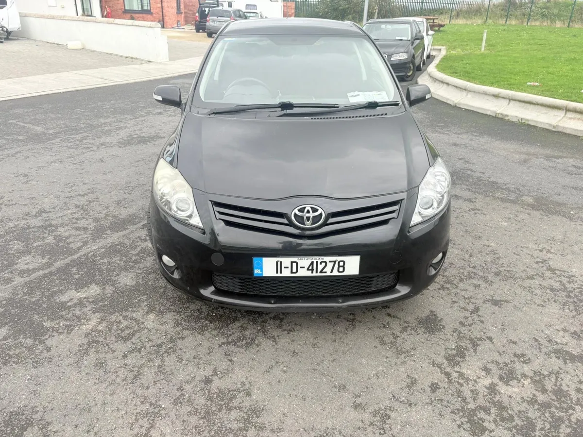 Toyota auris 1.4 diesel automatic - Image 1