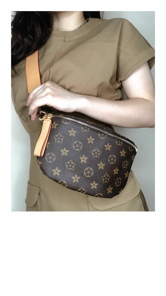 Brown patterned kidney bag - Image 1