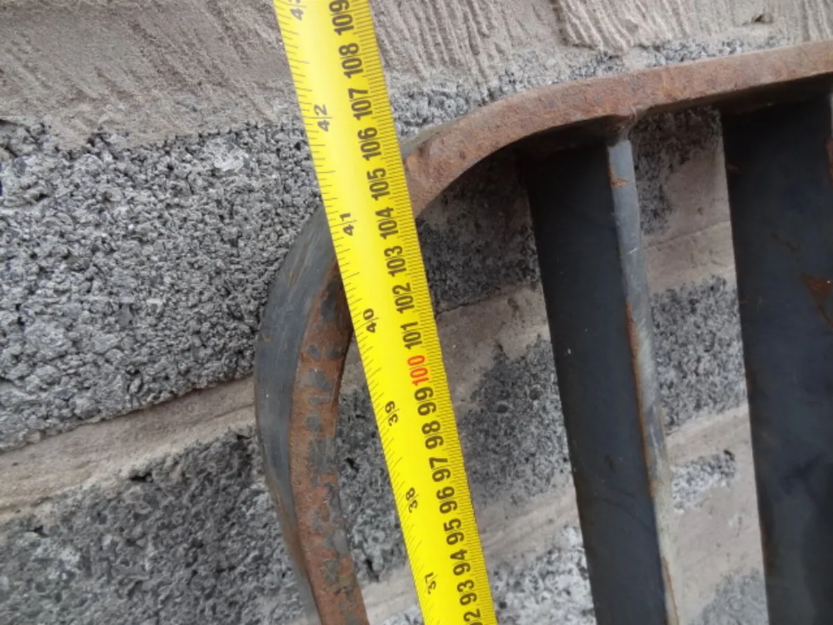 Pallet Fork High Back Rail Guard - Image 4