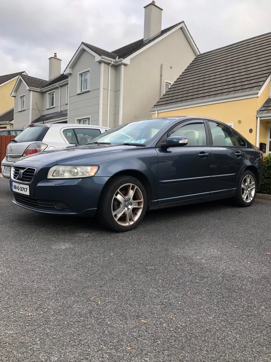 Volvo S40 2008 - Image 2