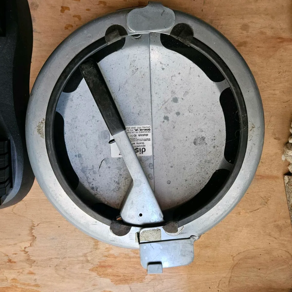 Disklok Steering wheel lock - Image 4