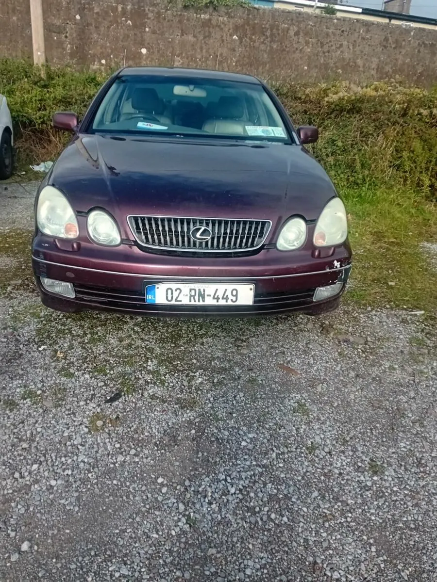 2002 lexus G300 for breaking - Image 3