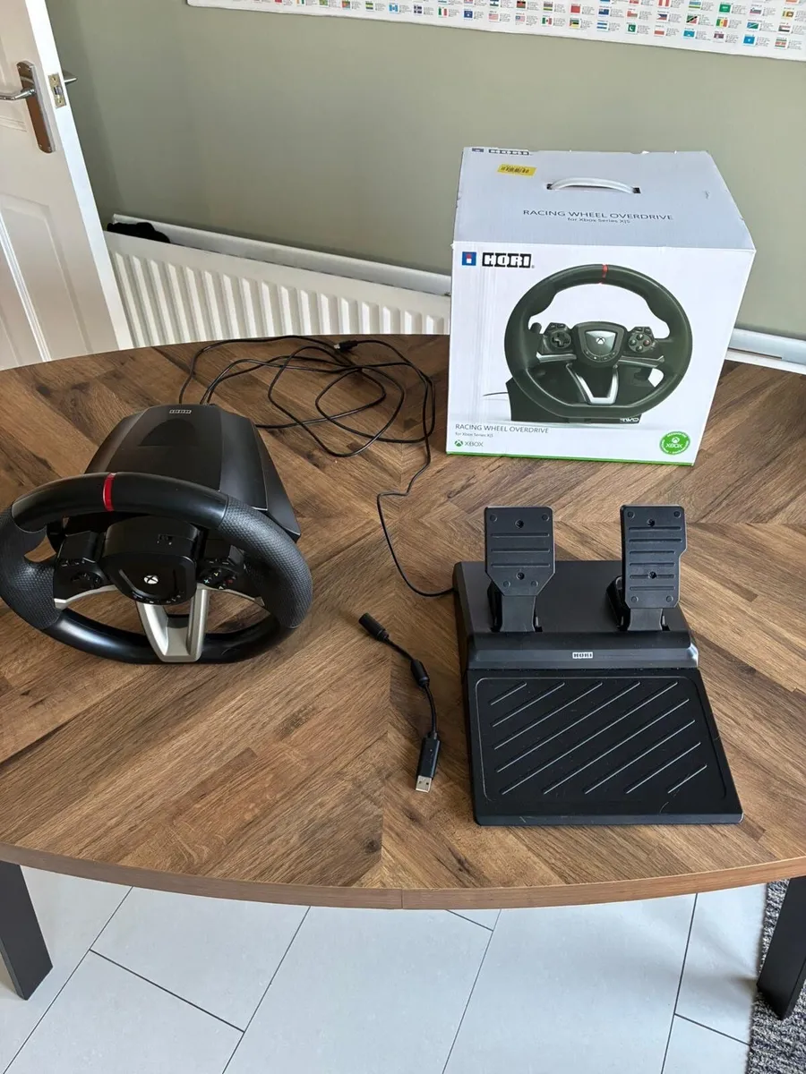 X Box Driving Wheel - Image 1