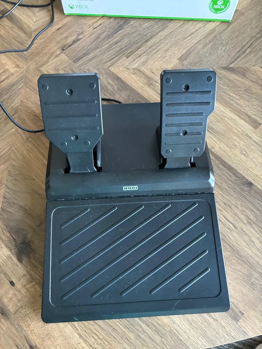 X Box Driving Wheel - Image 3