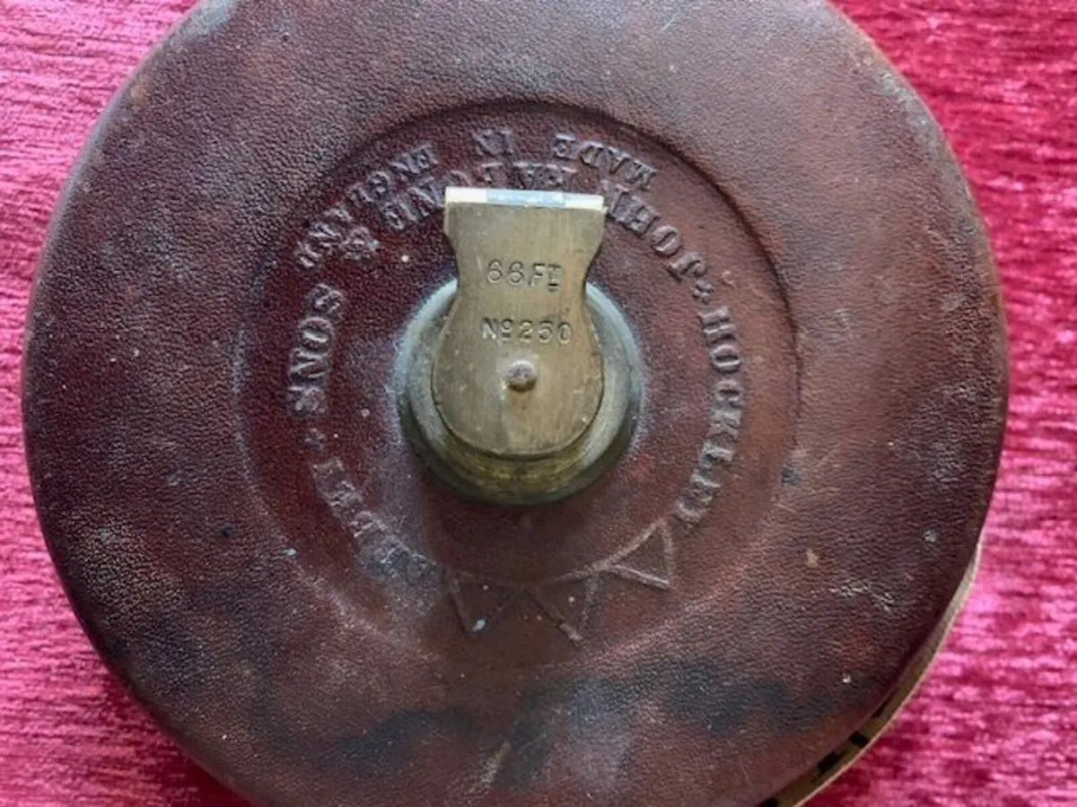 Leather case Imperial roll tape 68 feet. - Image 1