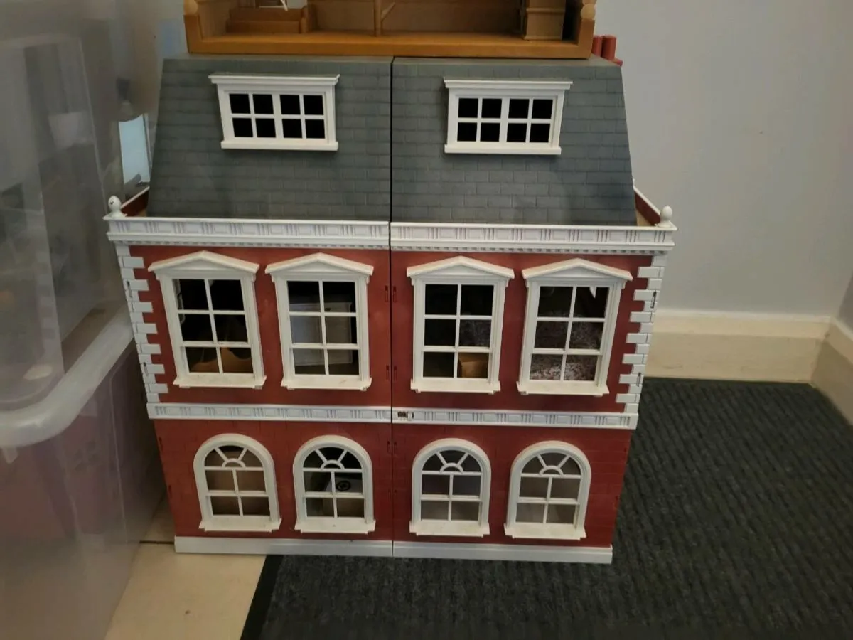 Sylvanian families town - Image 1