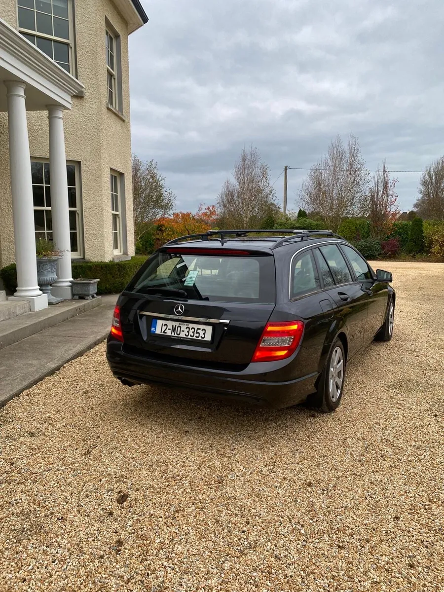 Mercedes C200 - Image 2