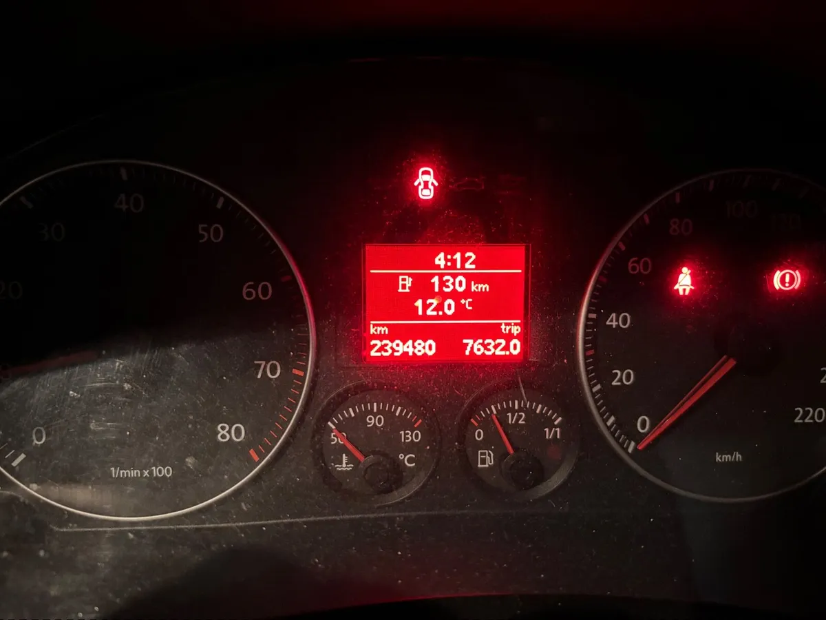 Volkswagen Golf 2008 - Image 1