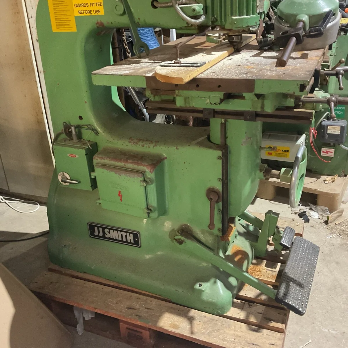 Wadkins LS 4941 Overhead Router c/w Compound Table - Image 2