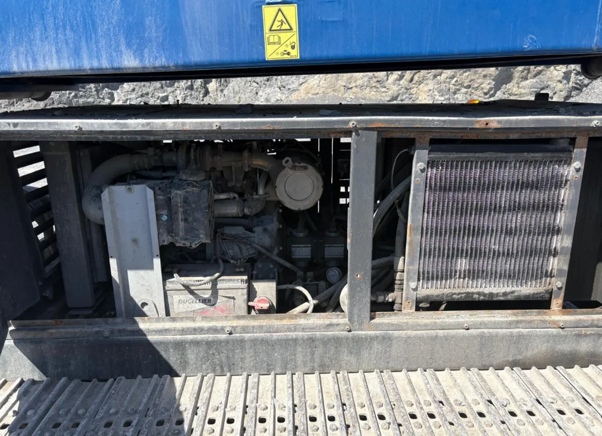 2021 Krushtech KT80 Stacker - Image 3