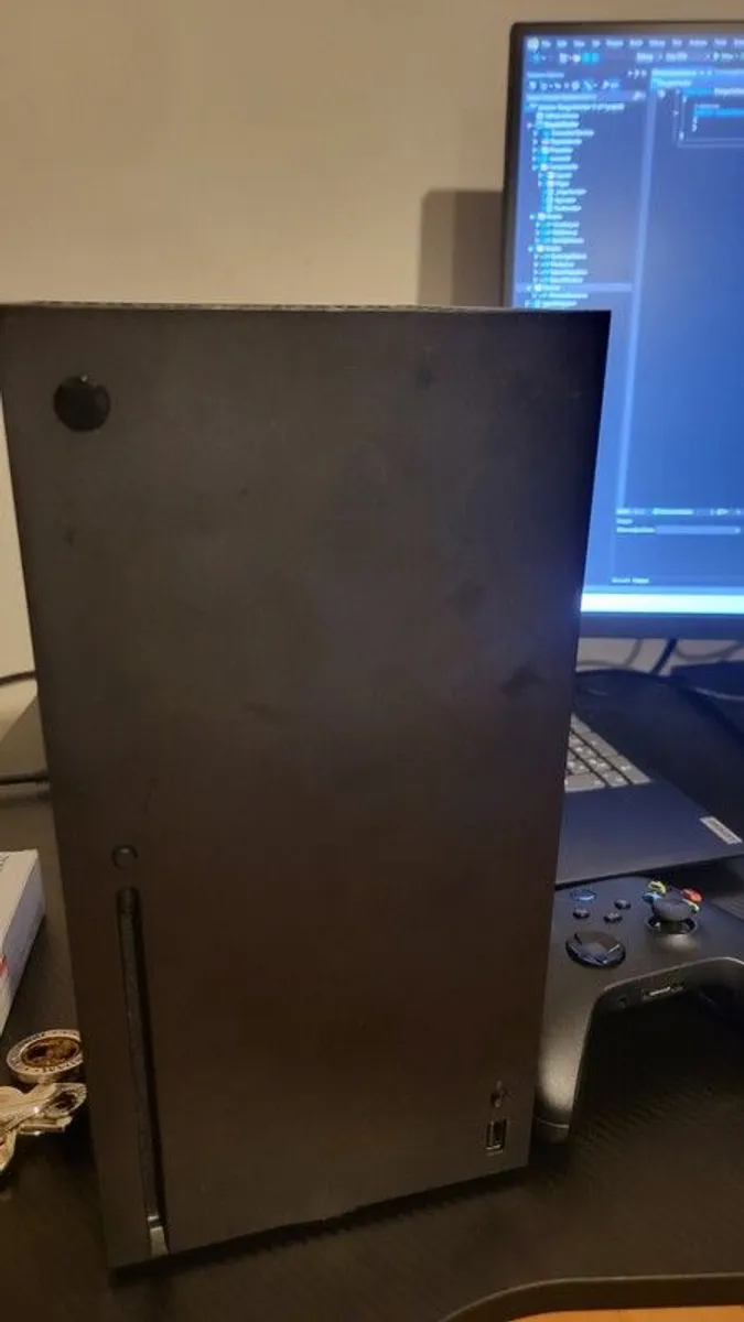 Xbox Series X - Image 1