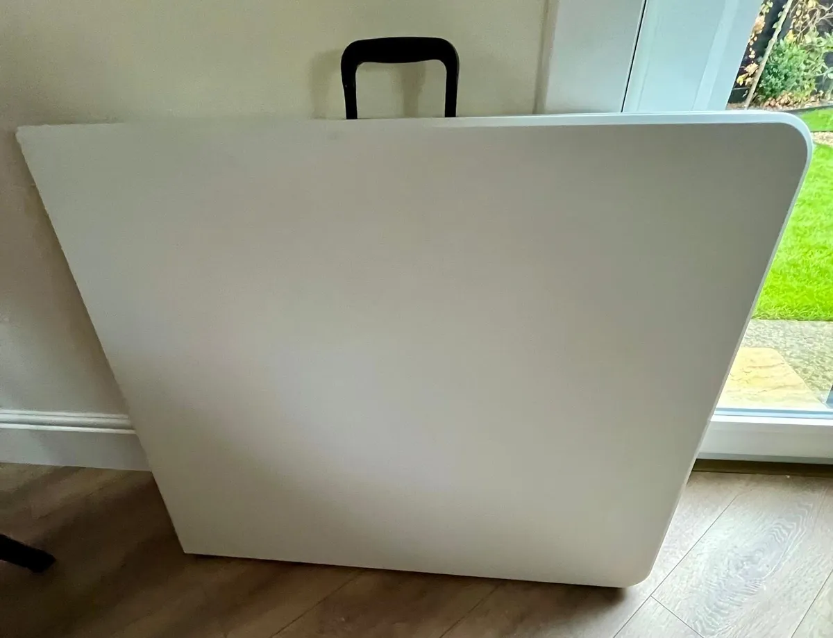 Folding Table with 8 Chairs - Image 2