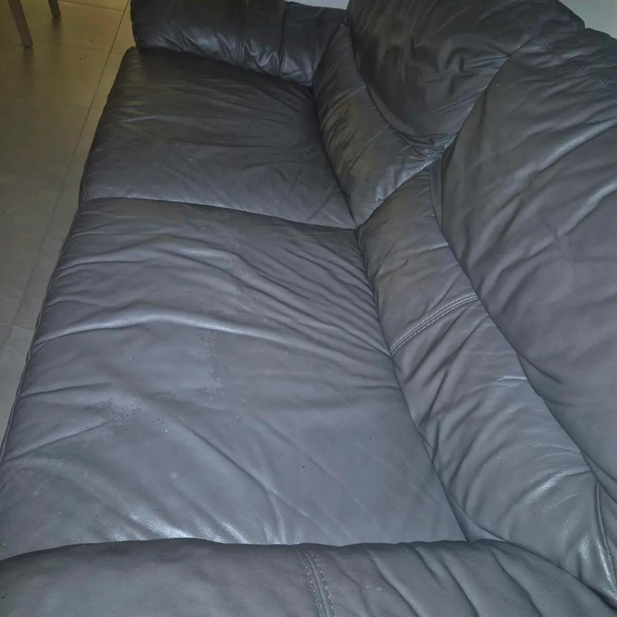 Sofa - Image 4