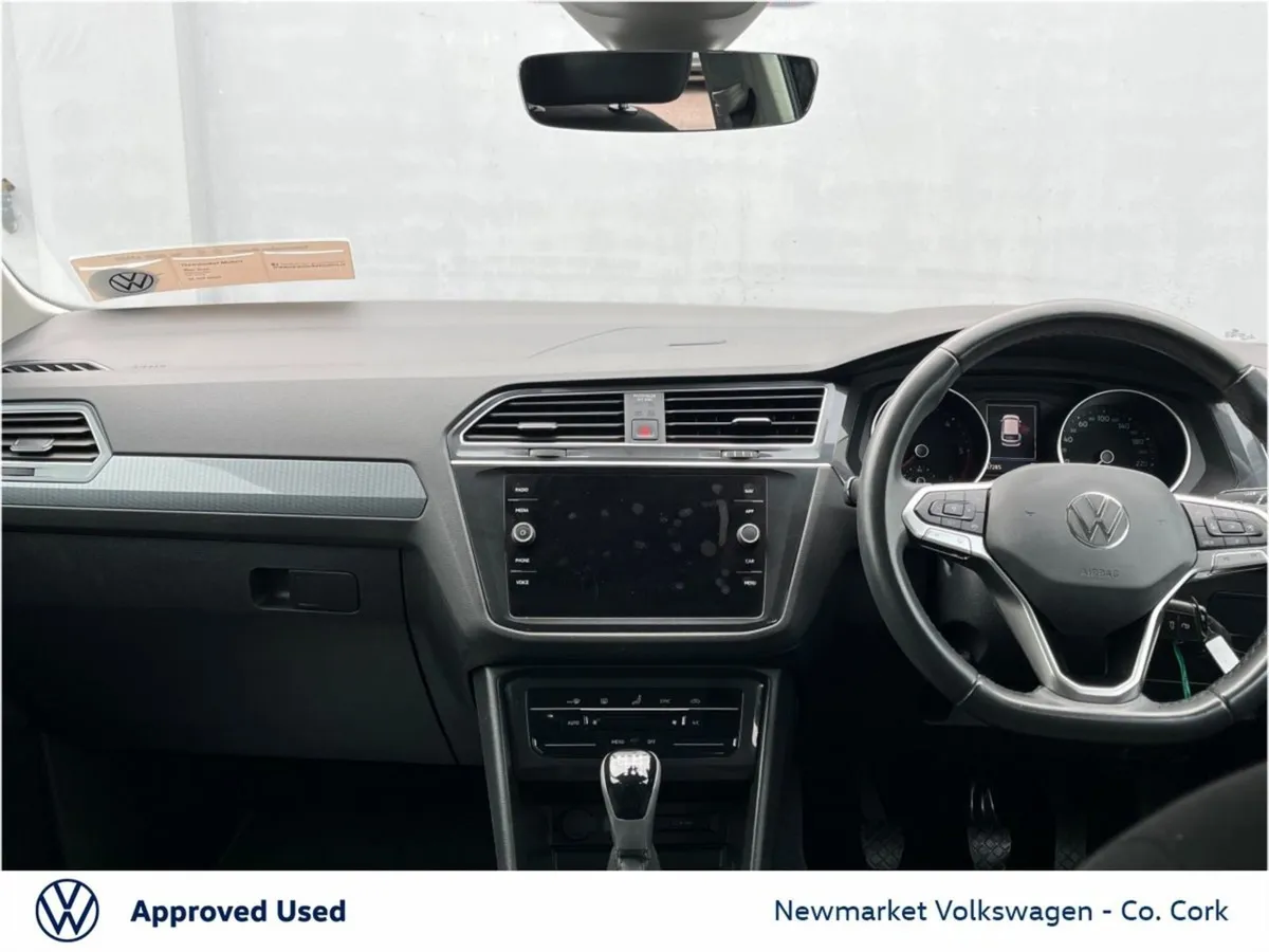 Volkswagen Tiguan 2.0tdi 122BHP Life 6 Speed Reve - Image 2