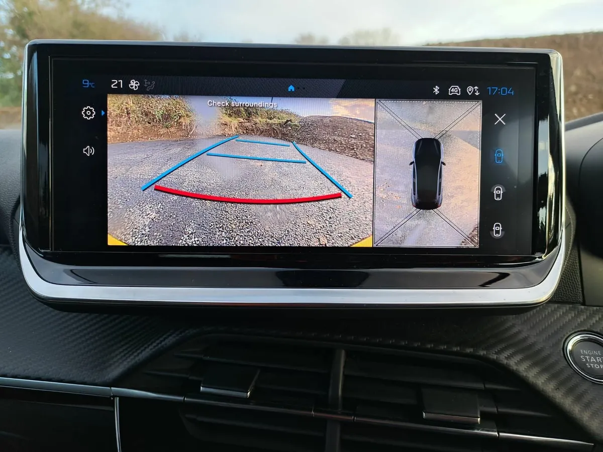 PEUGEOT 208 ALLURE 1.2 AUTOMATIC 2025 - Image 3