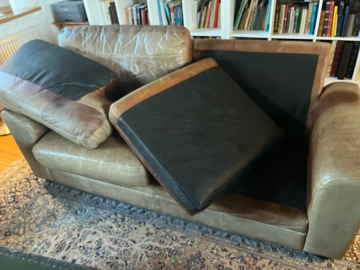 Couch - Image 3