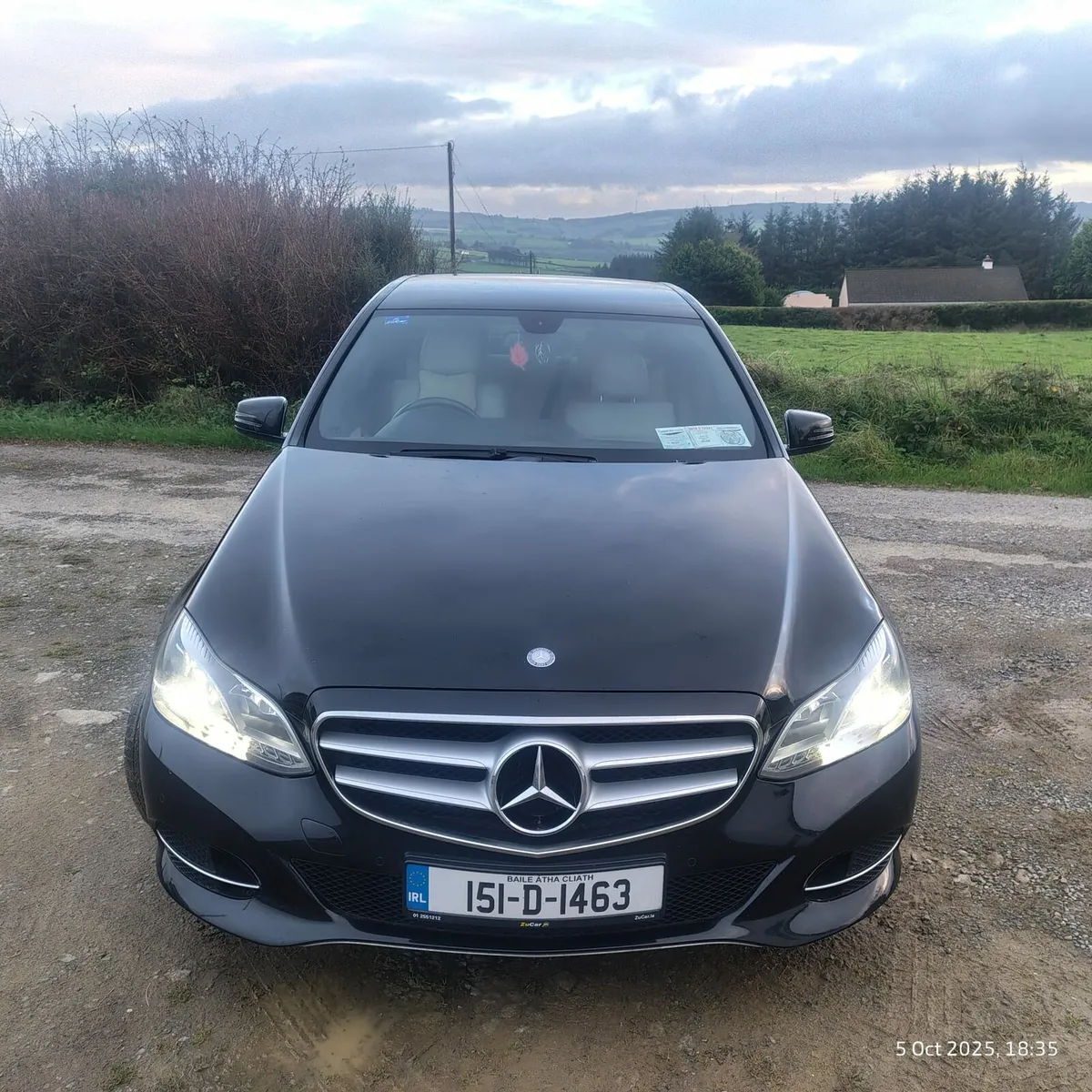 2015 E-Class Mercedes - Image 2