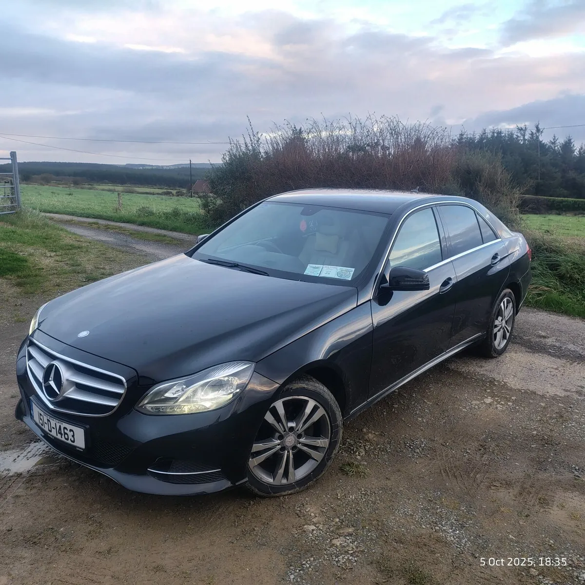 2015 E-Class Mercedes - Image 3