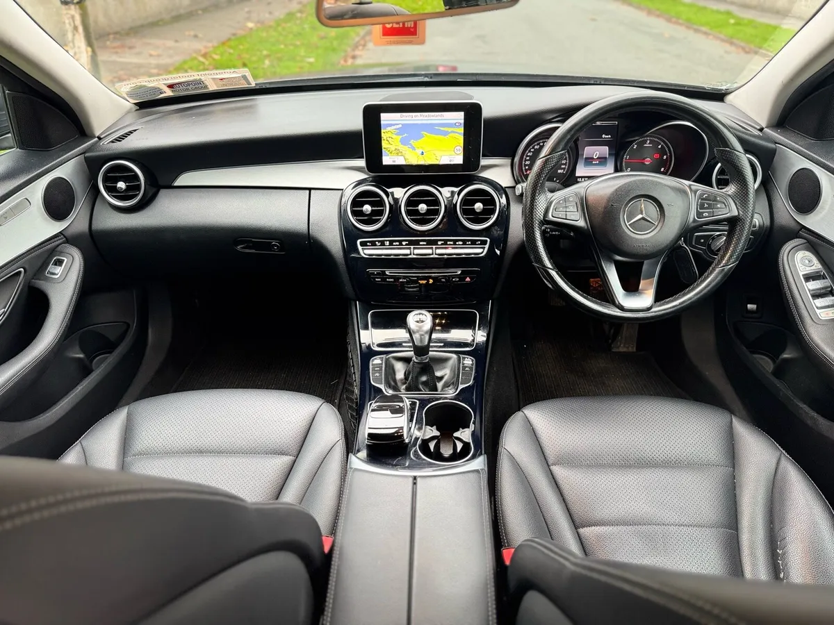 Mercedes-Benz C-Class C220 Sport 170BHP - Image 2