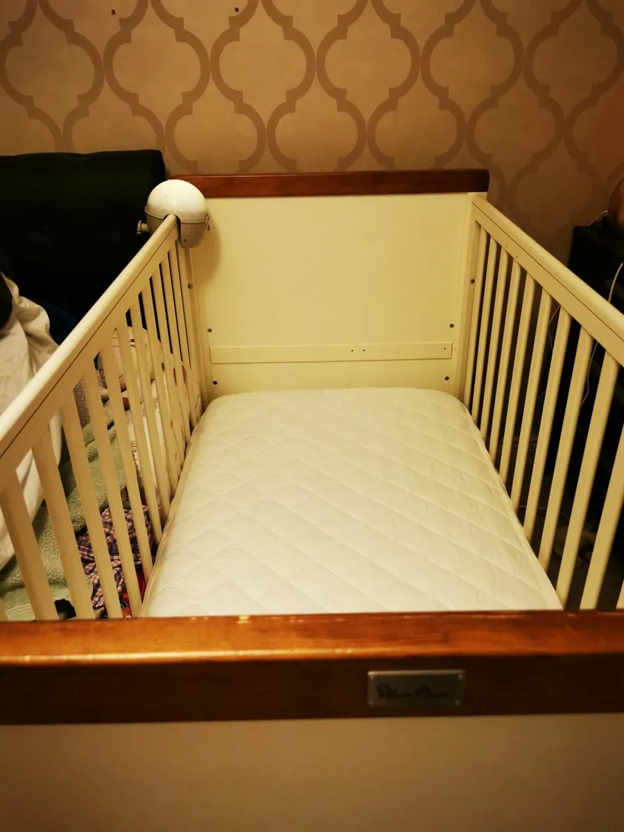 Cot bed - Image 2