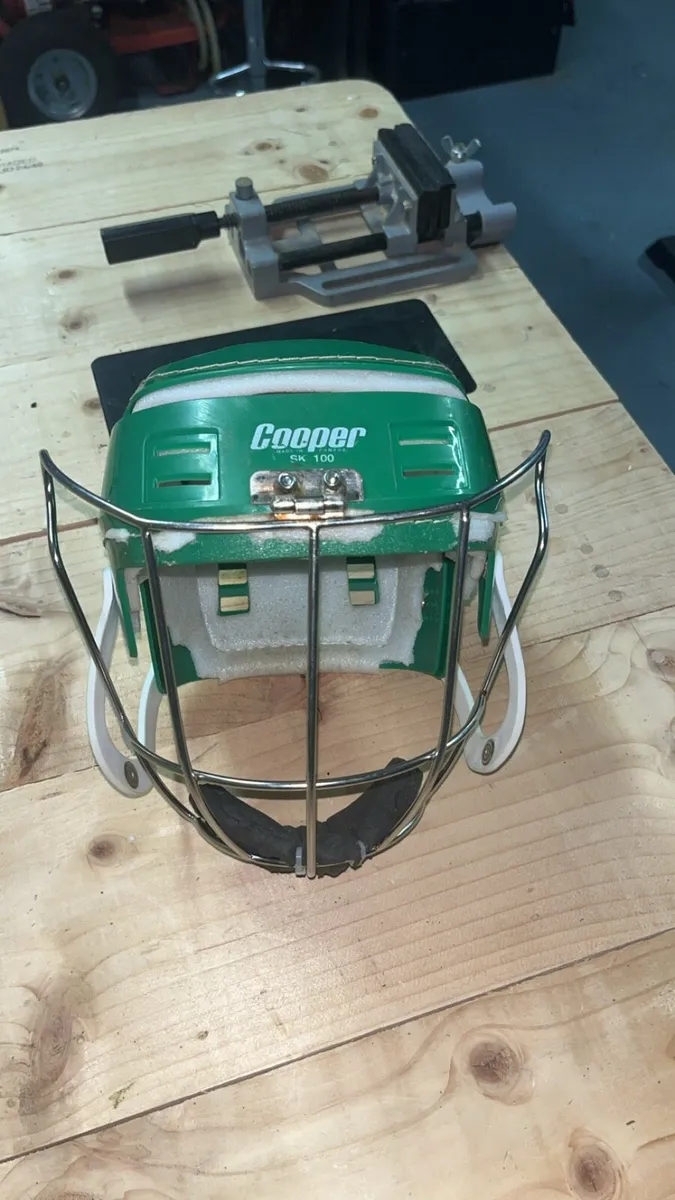 Oldstyle green replica with oldstyle helmet - Image 1