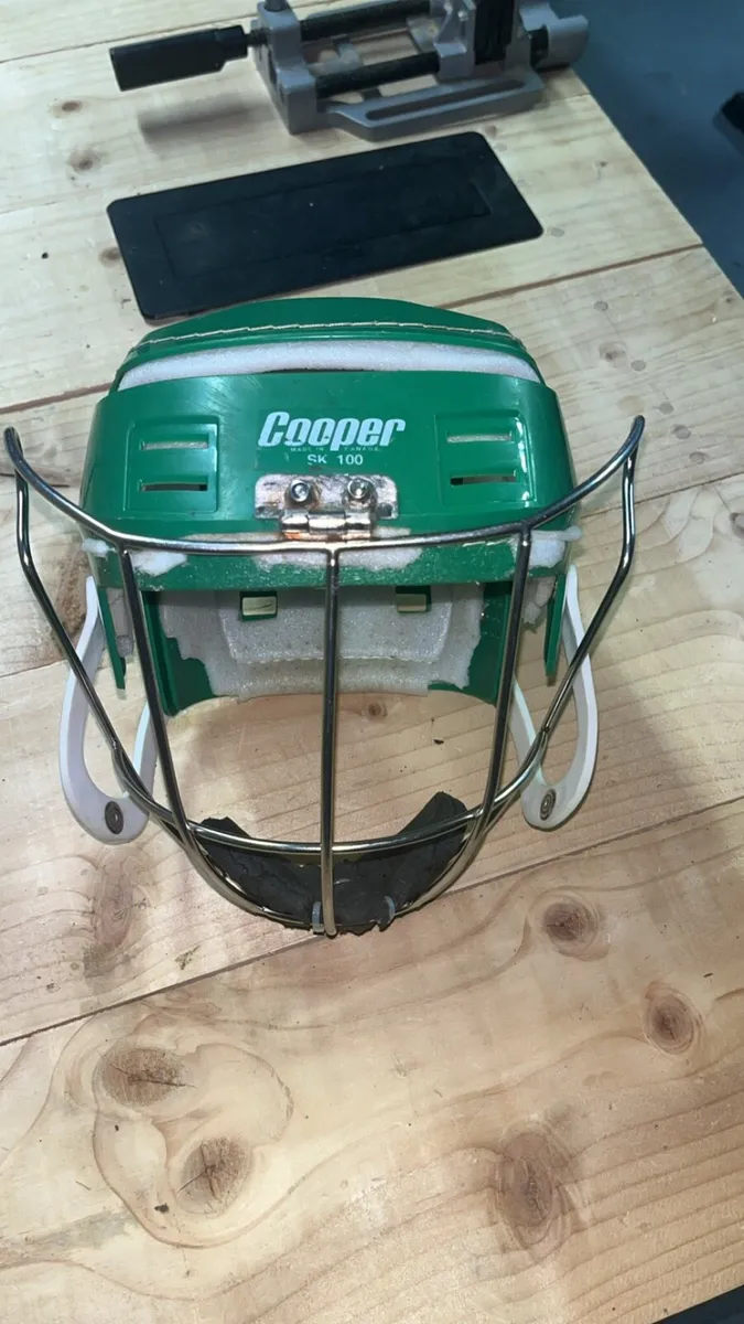 Oldstyle green replica with oldstyle helmet - Image 3