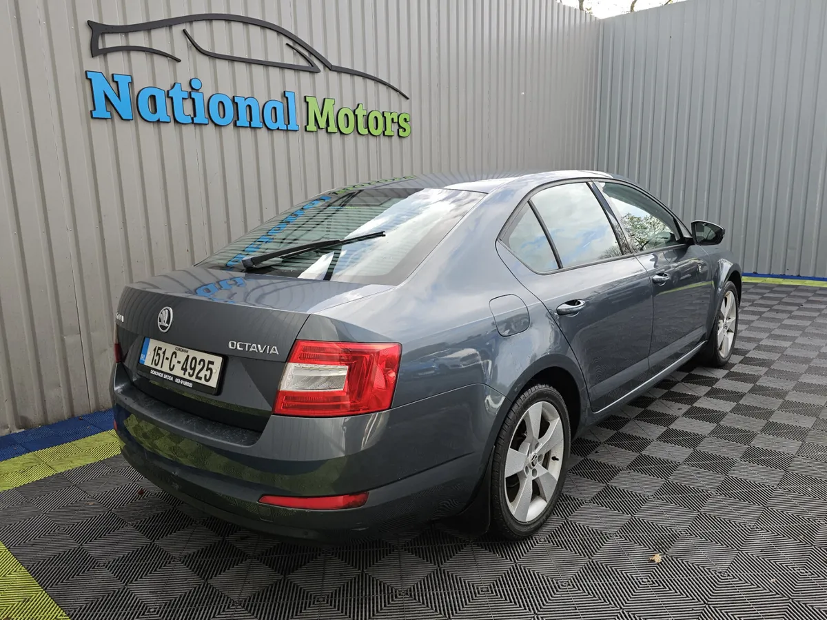 2015 Skoda Octavia 1.6D TDI CR DSG Elegance - Image 3