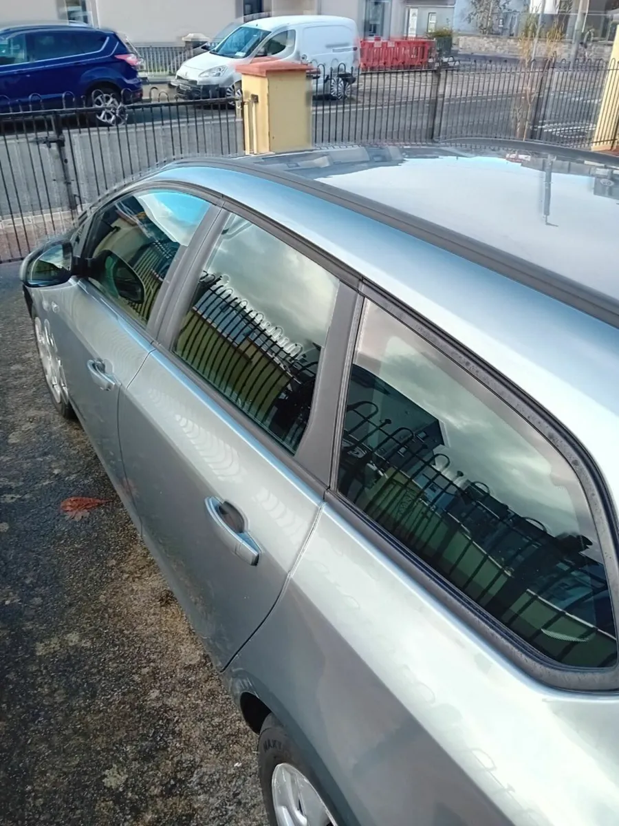 Opel Astra 2012 - Image 3