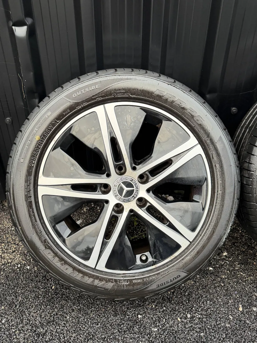 Genuine Mercedes-Benz Alloys 225/50/17 - Image 3