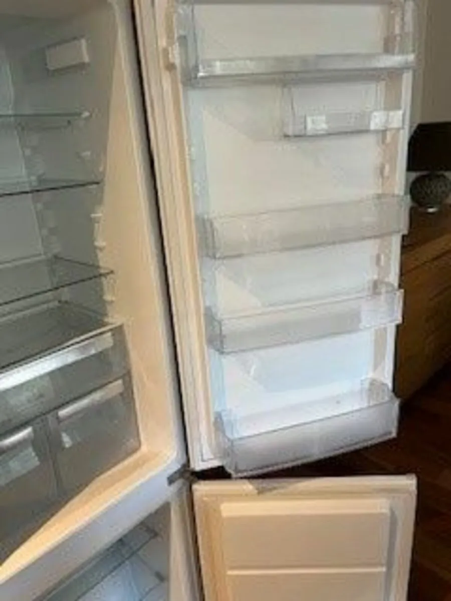 Fridge - Image 2