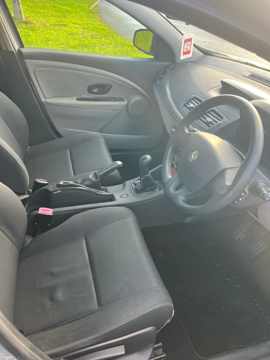 2010 Renault megane (nct 30-07-26) - Image 4