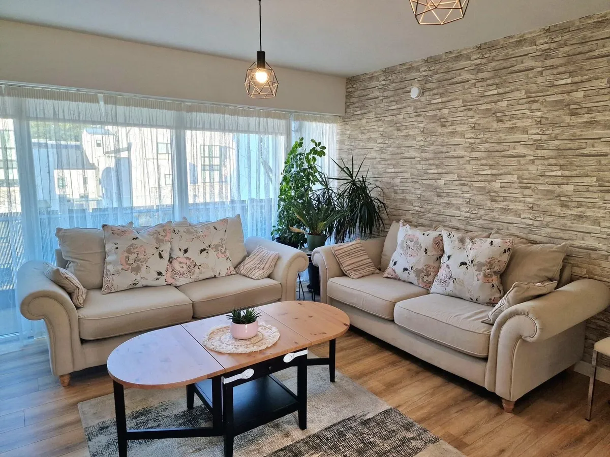 2 three-seater sofas - Image 1